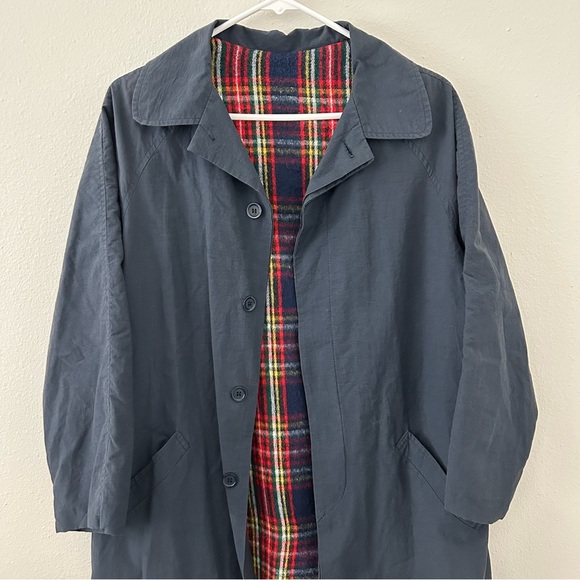 Vintage Trench Coat Navy Blue Plaid Fleece Lined Made in France Womens M? Preppy - Picture 3 of 12